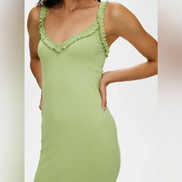 Aritzia Wilfred Free Halo Dress in Pistachio Pudding - Picture 3 of 15